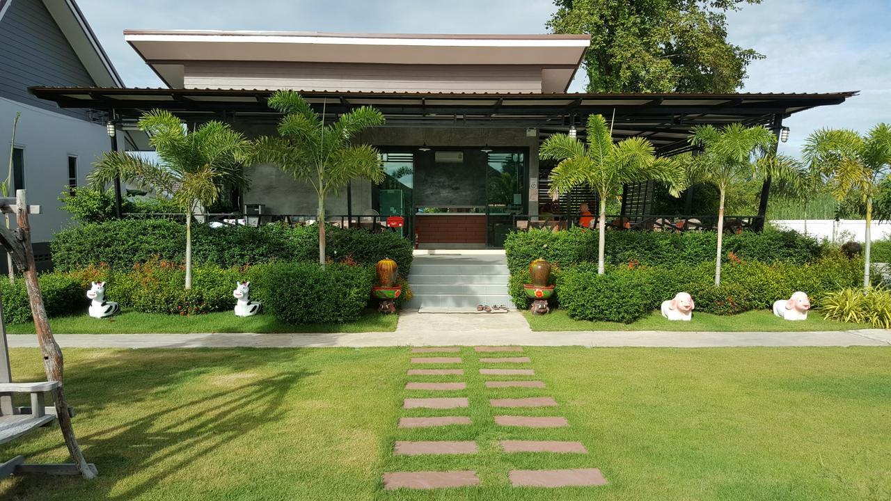 Grand Garden Home Buriram Exterior foto